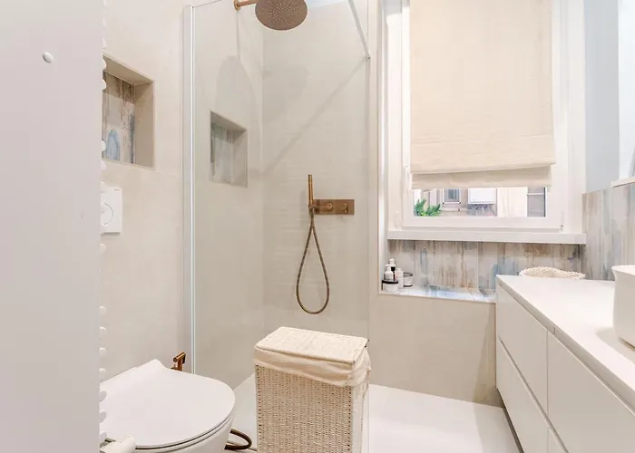 Refined Two-bedrooms Roma