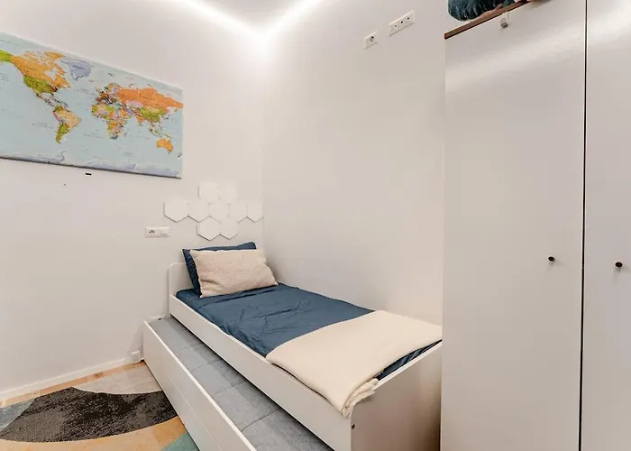 Refined Two-bedrooms Apartamento